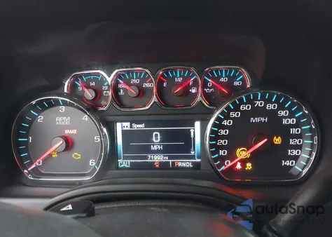 2020 Chevrolet Suburban 2Wd Lt z USA, uszkodzony, nr VIN 1GNSCHKCXLR225409